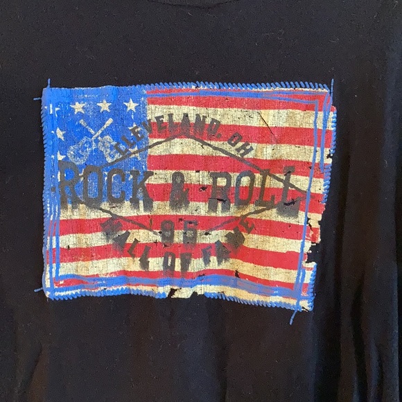 Rock & Roll Hall of Fame t shirt - Picture 2 of 6